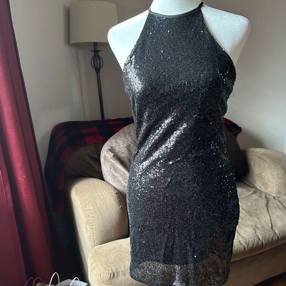 High halter neck, sequin bodycon dress